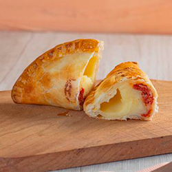 Empanada de Queso y Cantimpalo al Horno