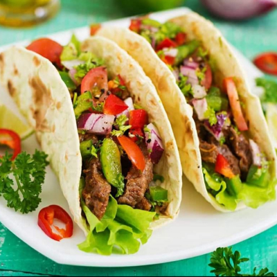 Tacos De Ternera Acompañado De Fritas