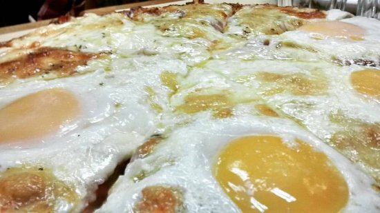 Pizza Muzza Huevo Frito Cebolla Y Morron