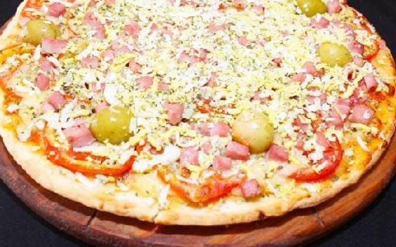 Pizza Jamón Y Muzza