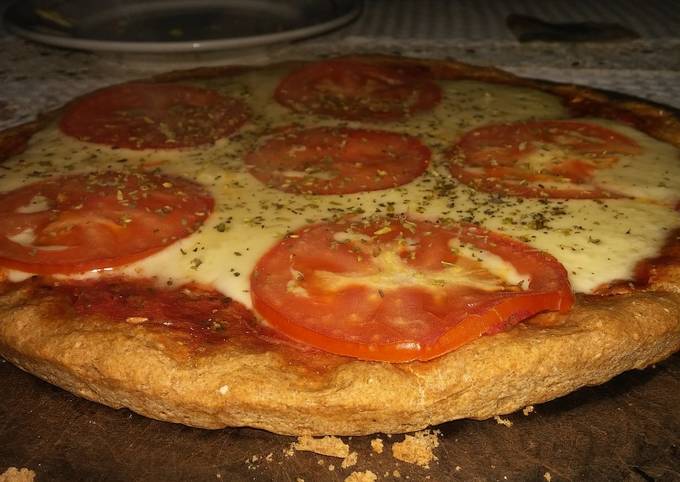 Pizza Napo + Fuga + 3 Empanadas de jyq + 3 de Carne