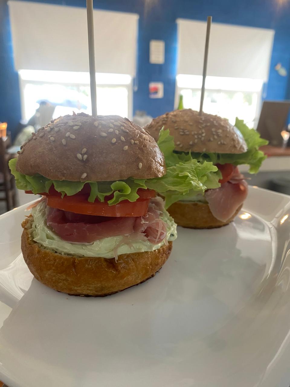 Bagel Crudo Y Queso