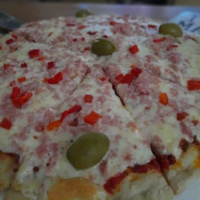 Pizza Especial Con Morron