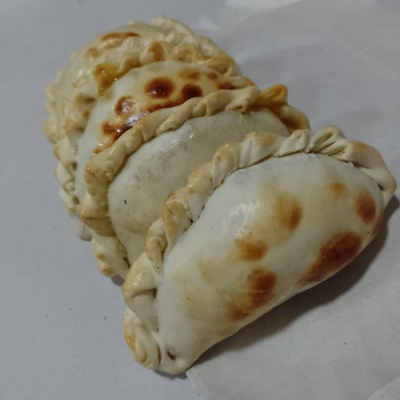 Empanada Jamón y Muzzarella Al Horno