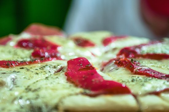 Pizza Integral de Muzza y Morrón