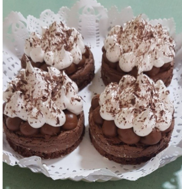 Brownie con Dulce de Leche y Merengue