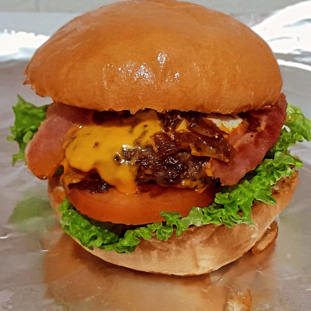 Hamburguesa Maracaibo Con porción De Papas