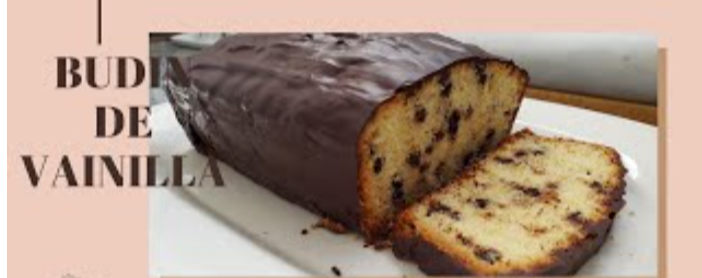 Budín de vainilla con chips de chocolate mediano