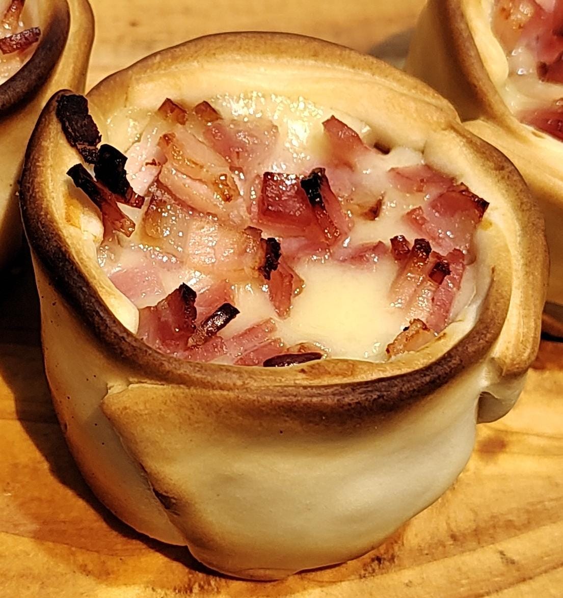 Empanada de Panceta y Muzzarella