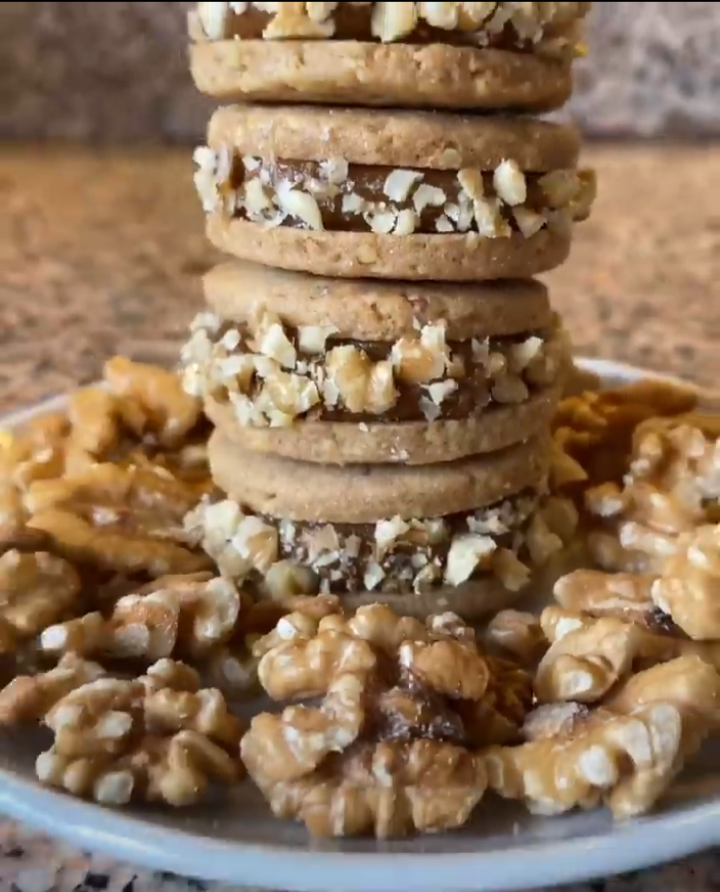 Alfajor de nuez 1/2 doc