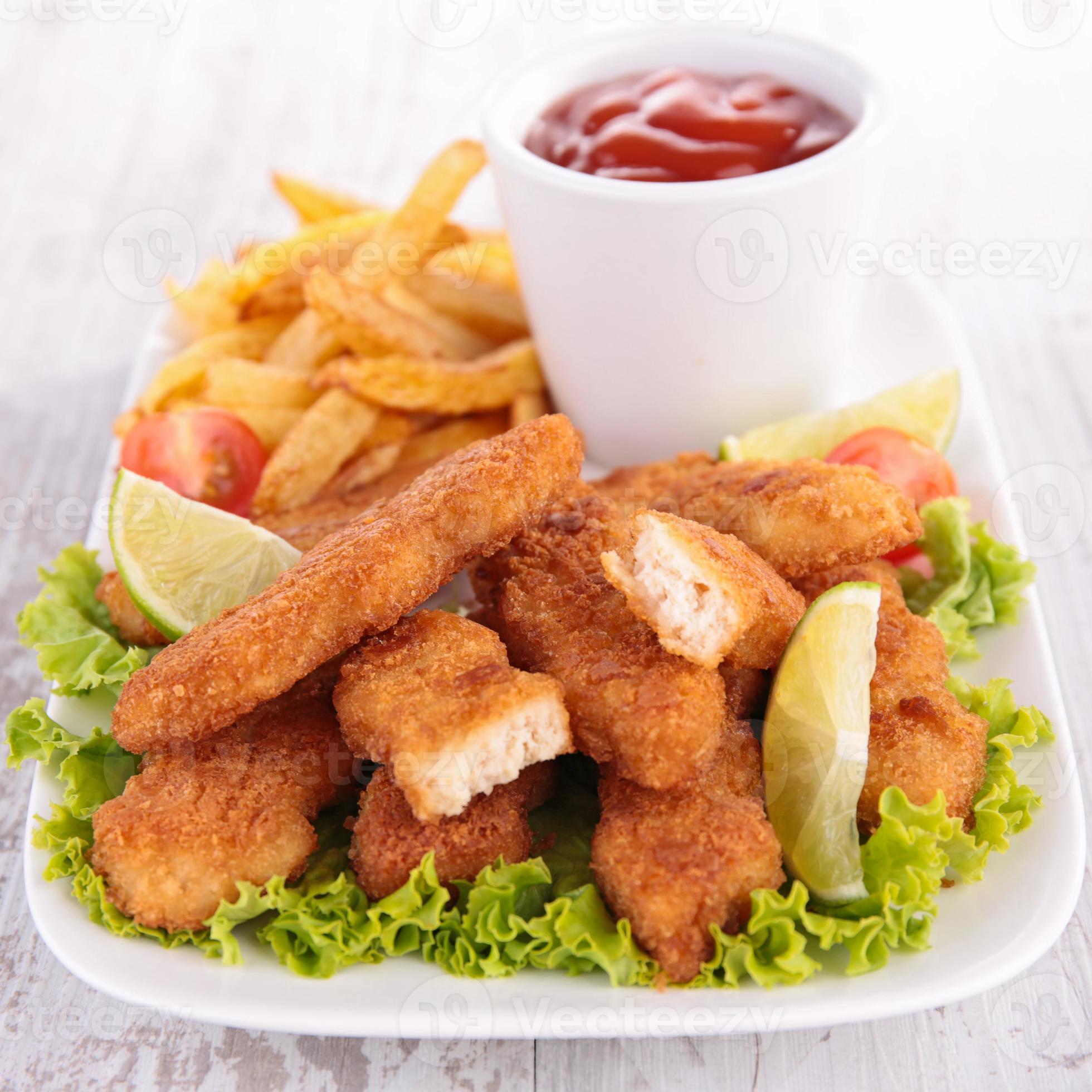 Nuggets de Pollo + Fritas
