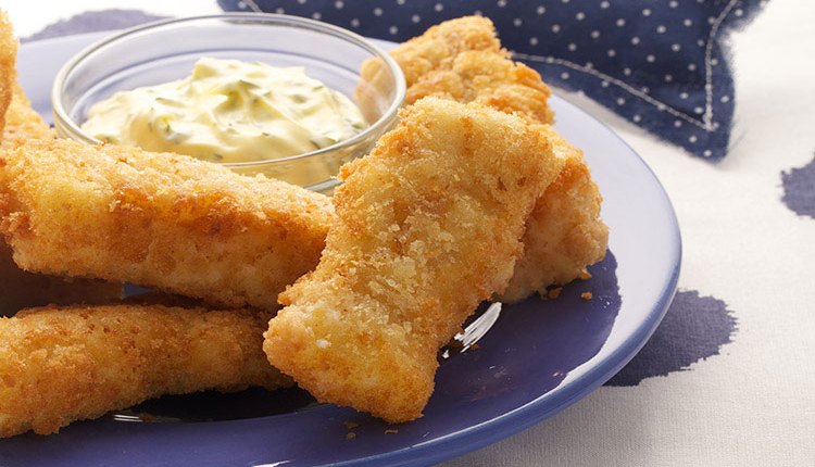 Bastoncitos de Pescado + Fritas