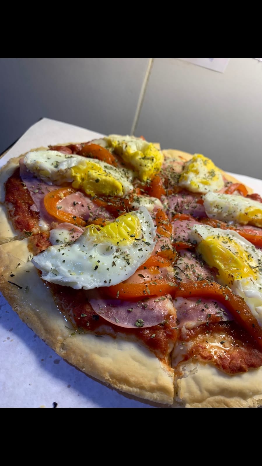 Pizza Jamón, Huevo Y Morrón