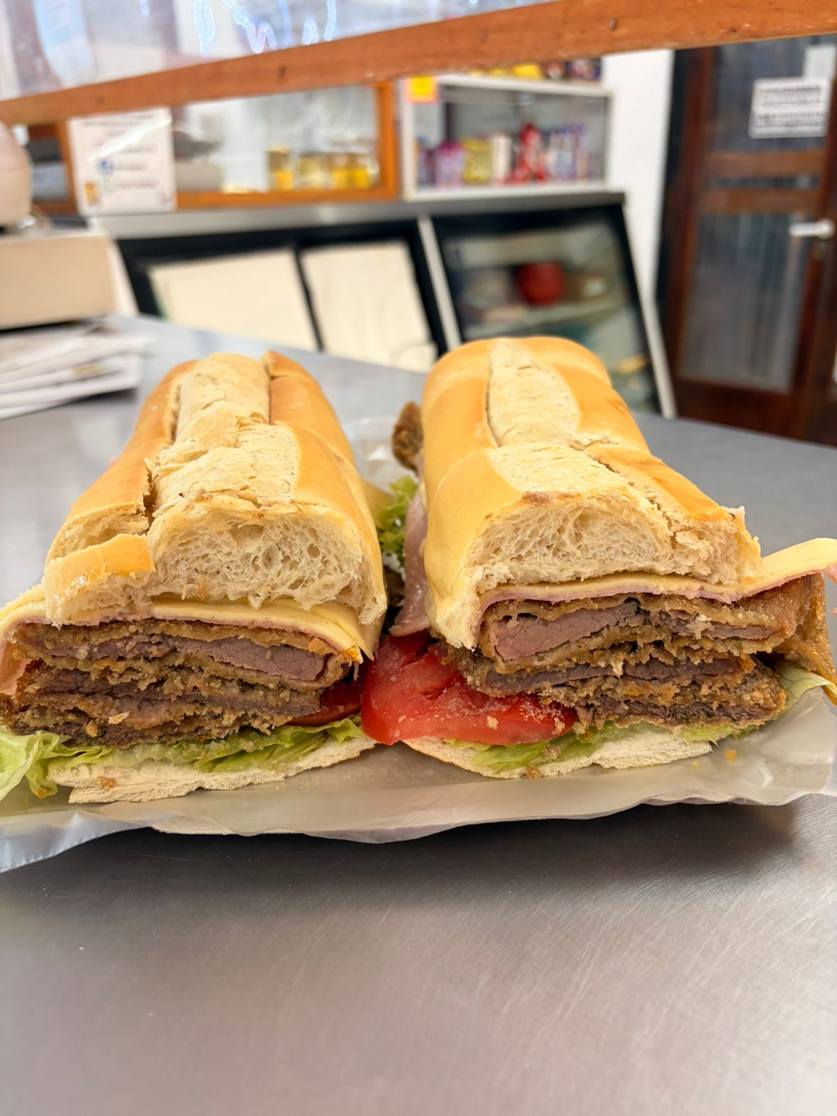Sandwich De Milanesa de carne Completo 