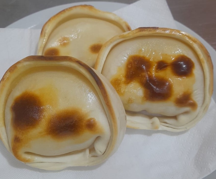 Empanada Jamón Y Queso