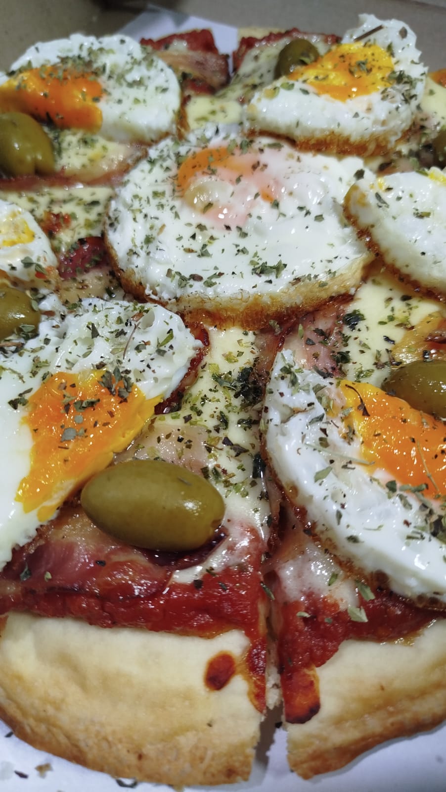 Pizza Panceta Y Huevo