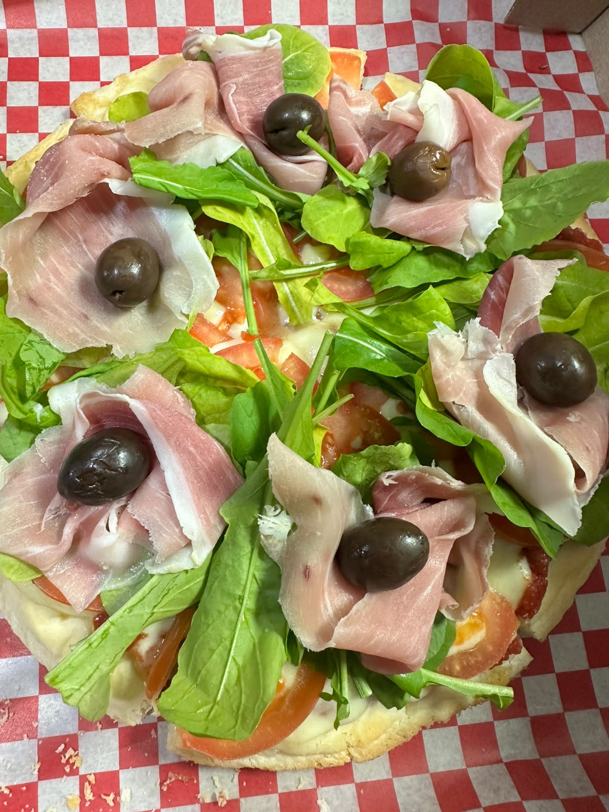 Pizza Rúcula, Tomate Y Jamón Crudo