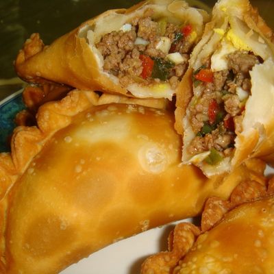 1 Muzza + 12empanadas Carne