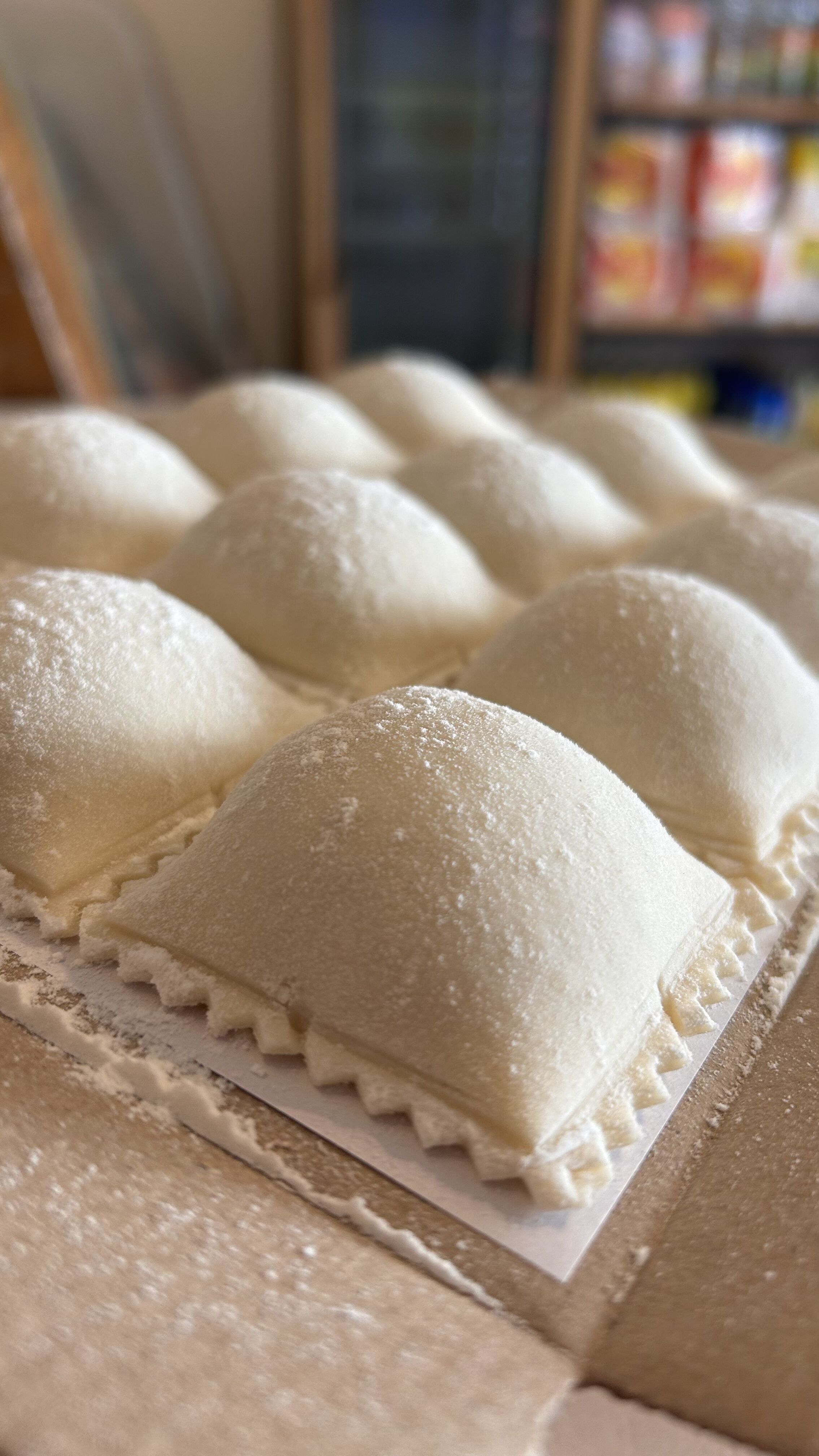 Raviolones De Panceta Y Cheddar