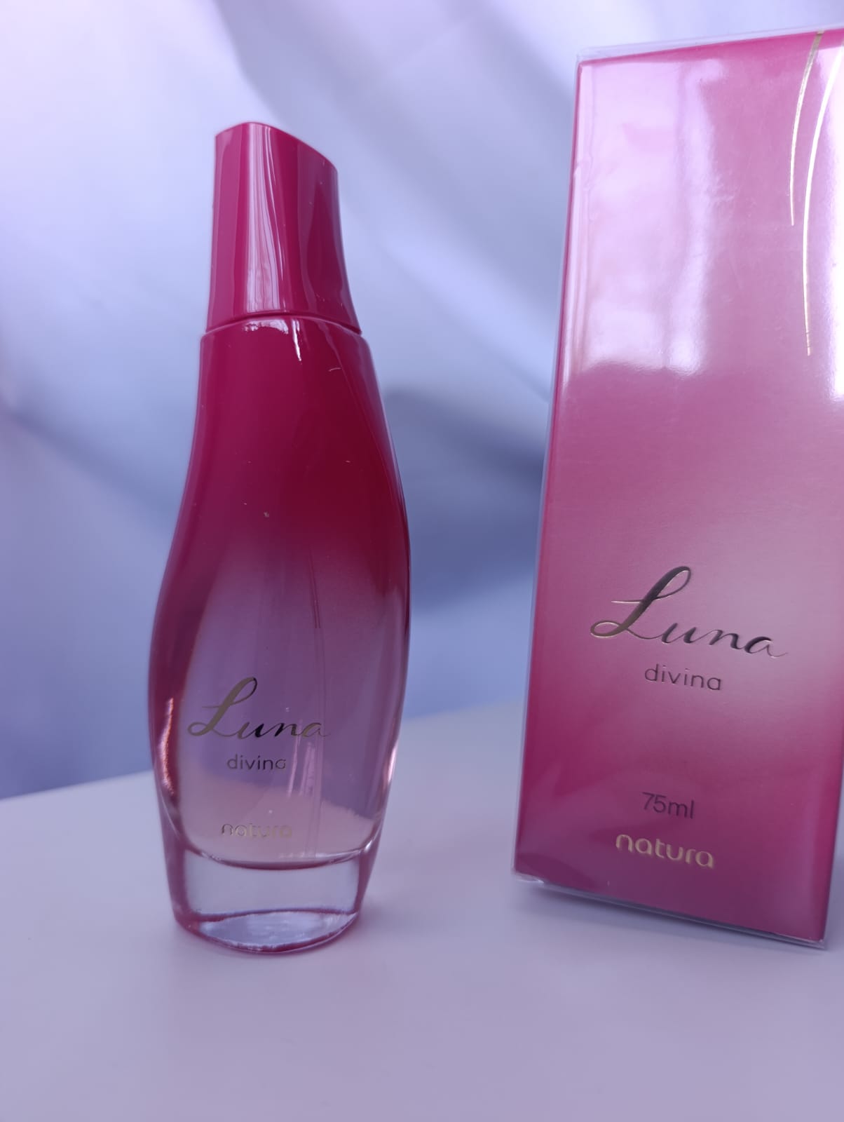 Luna Divina