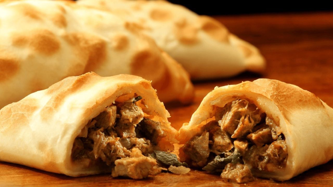 6 Empanadas De Carne A La Parrilla