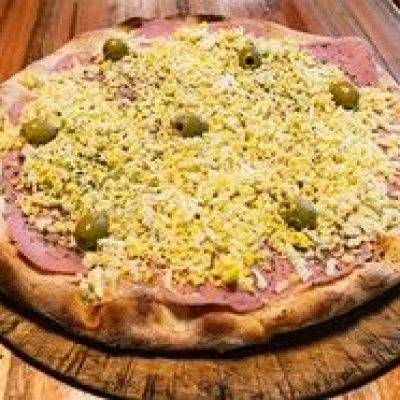 Pizza Jamón y Queso