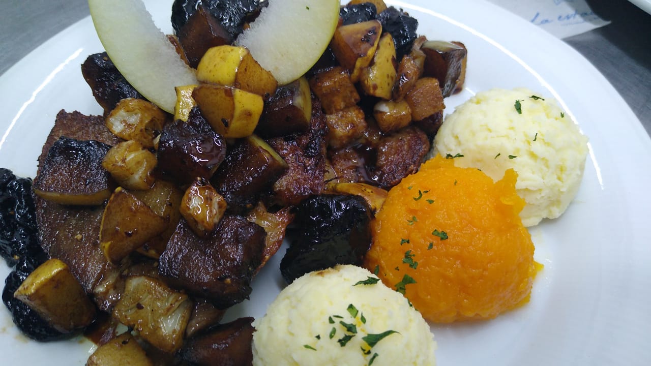 Bondiola Con Chutney 