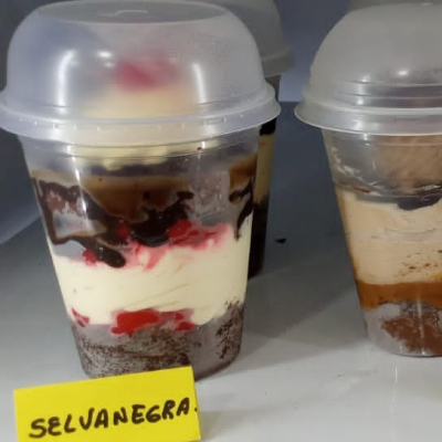 Monoporcion Selva Negra